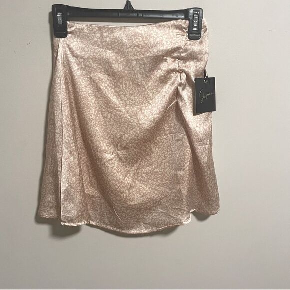 NWT Japna Silk Ruched Mini Skirt- Size XS - Picture 1 of 8